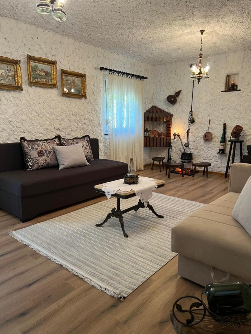 Vila Sailor'S Rustic House Virpazar Exteriér fotografie
